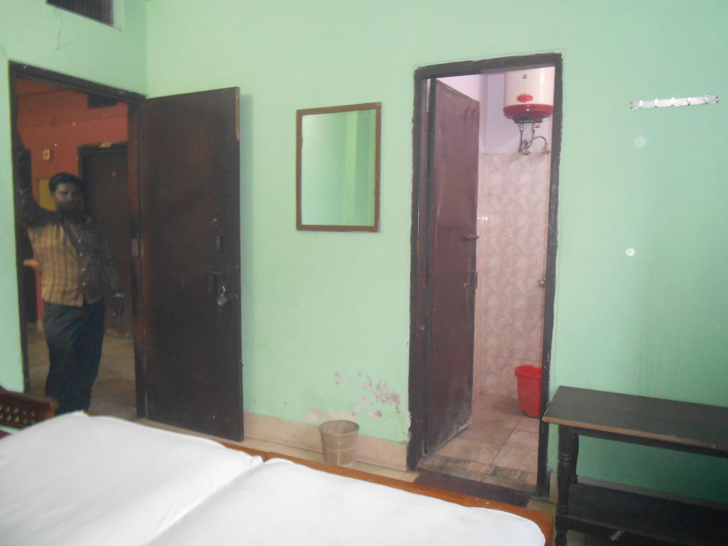 Hotel Sonmony Varanasi Rom bilde