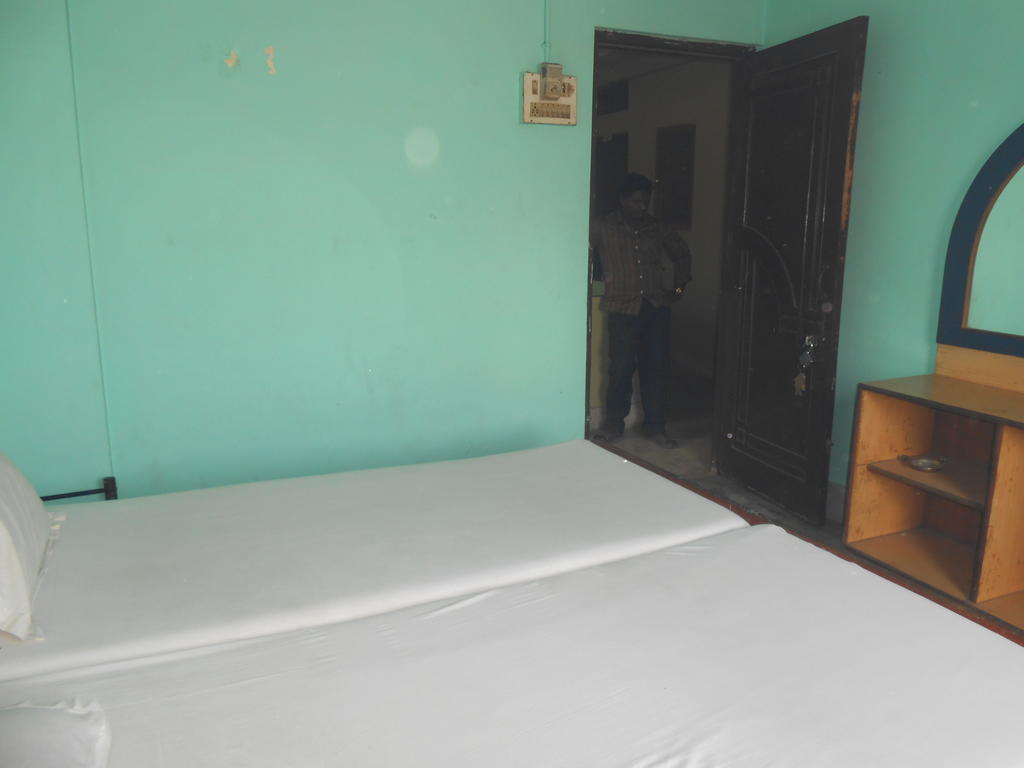 Hotel Sonmony Varanasi Eksteriør bilde
