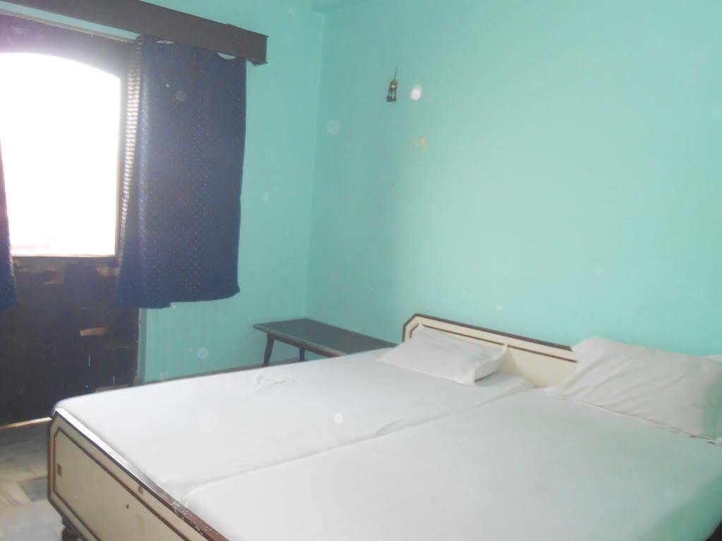 Hotel Sonmony Varanasi Eksteriør bilde